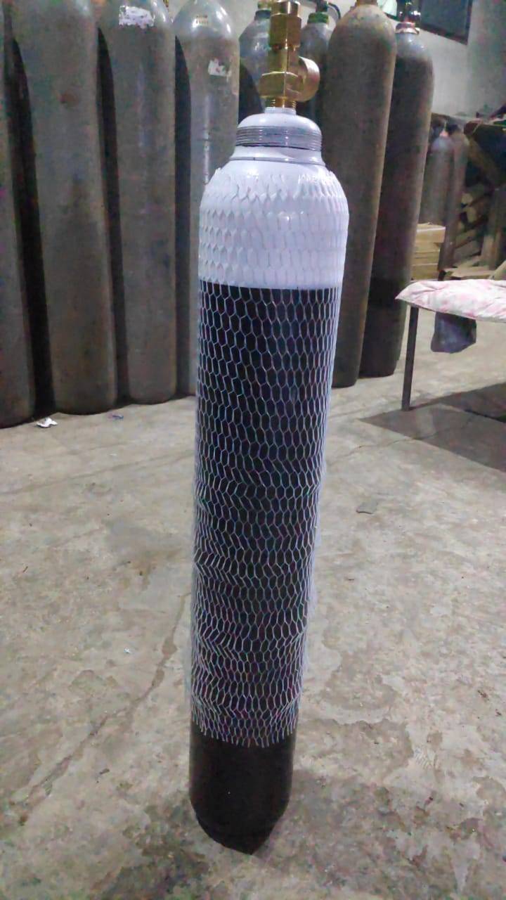 10L Medical Oxygen Cylinder Supplier in Pakistan - Image 2